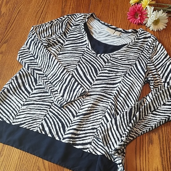 Chico's layered look top - Picture 1 of 6